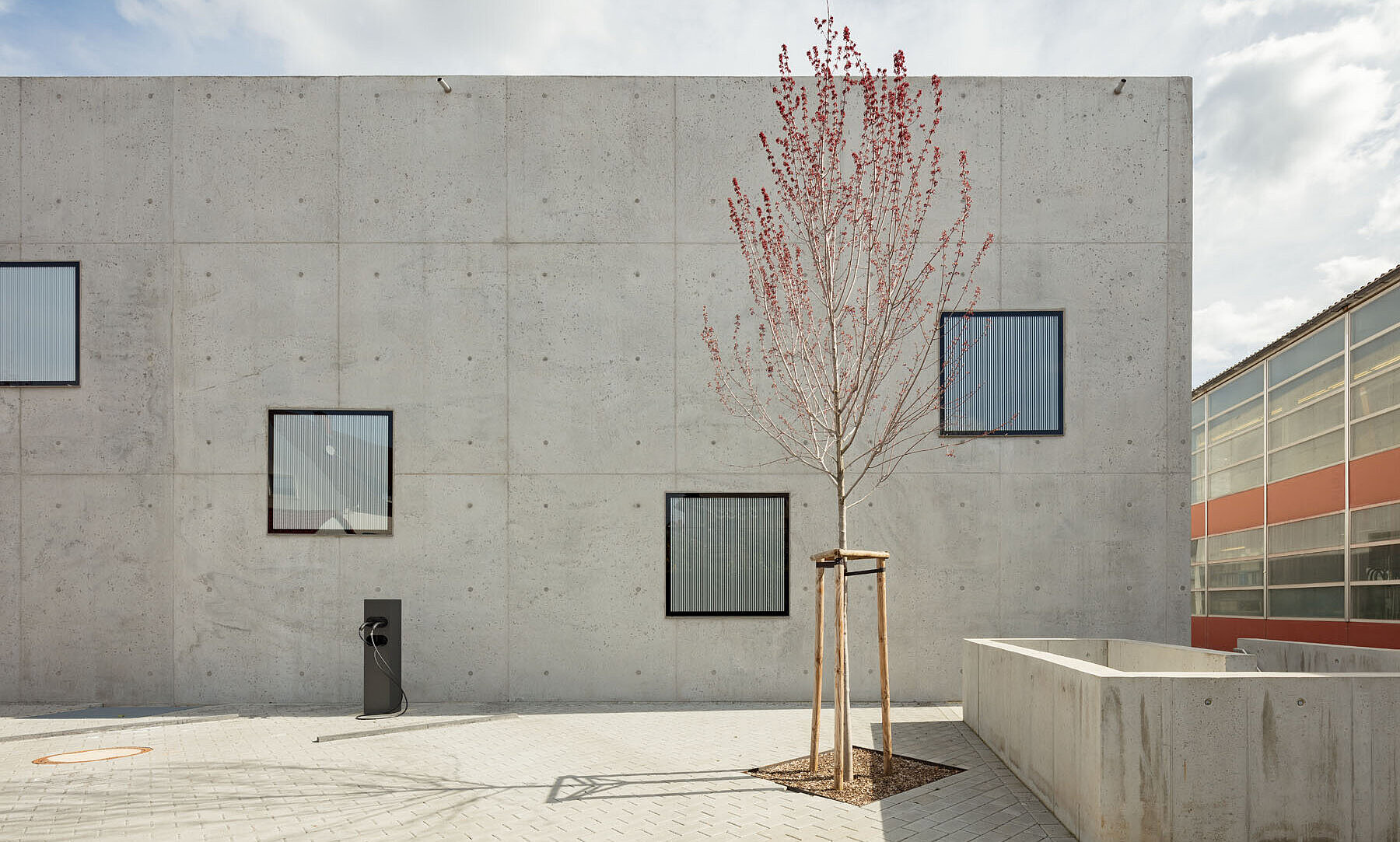 Funktionalität mit architektonischer Präzision mit OKASOLAR P