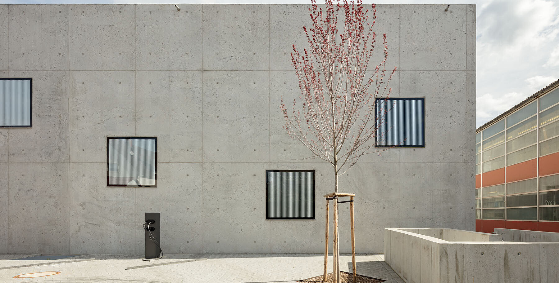 Funktionalität mit architektonischer Präzision mit OKASOLAR P