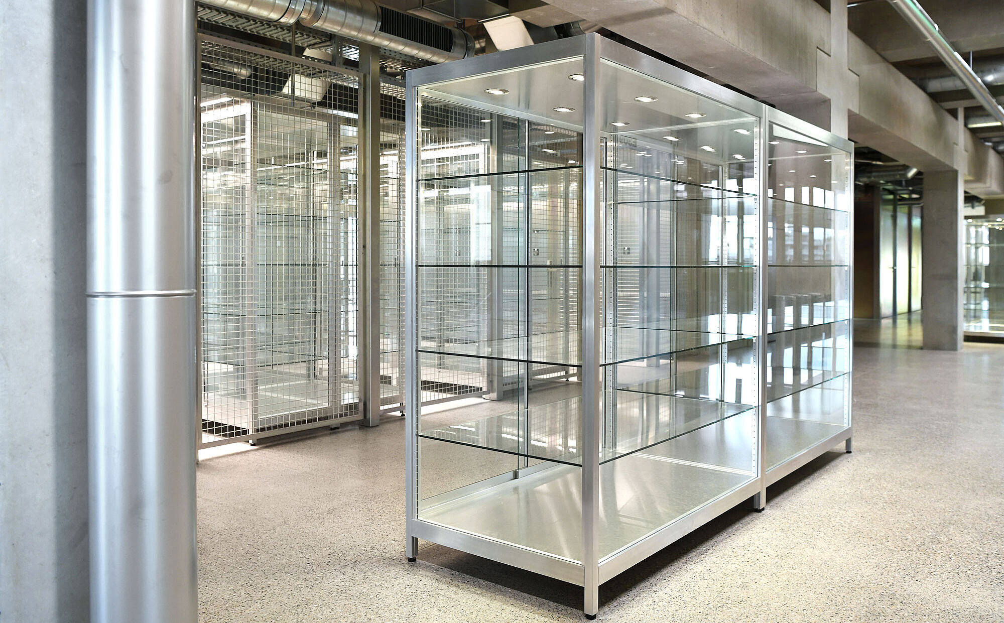 Kantonschule Limmetal mit SWISSDUREX und SWISSLAMEX