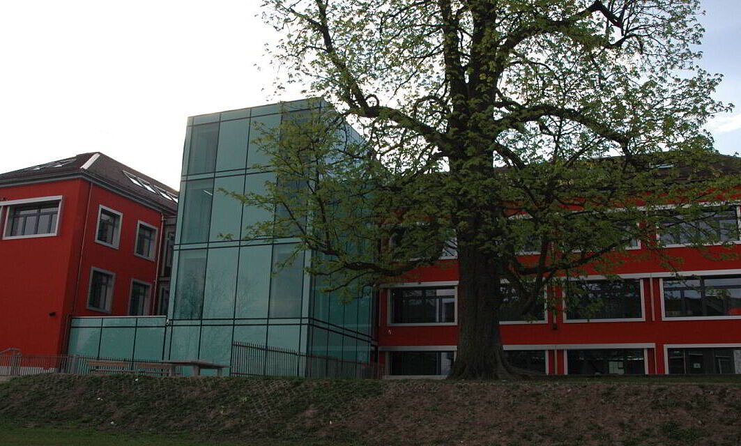 Ecole Place