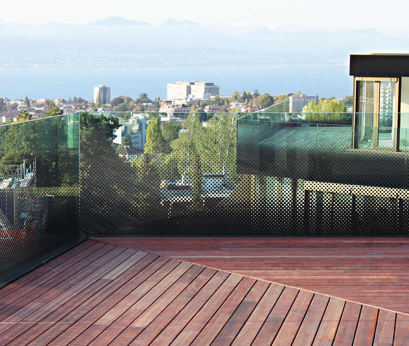 Les Fiches in Laussane mit SWISSRAILING FLAT