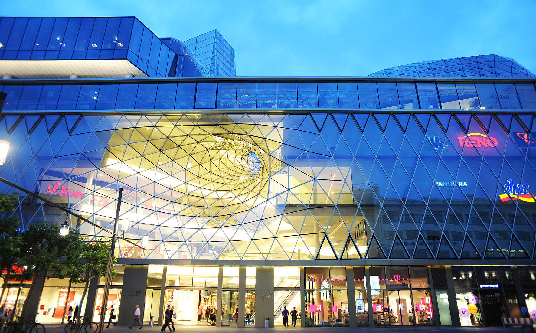 MyZeil SHOPPING-CENTER (Hoch 4)