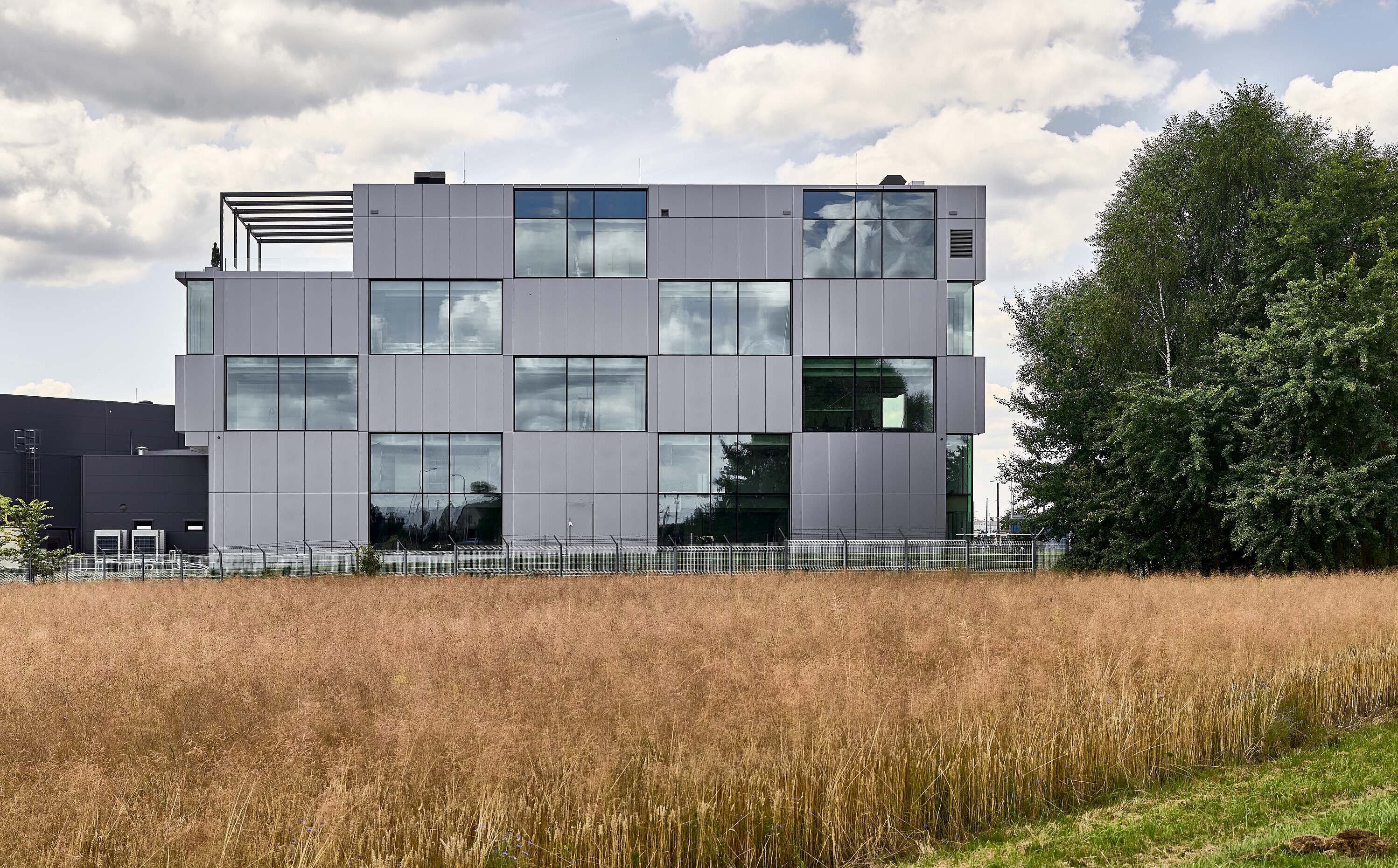 EUROGLAS verglast kubistisches Hauptquartier