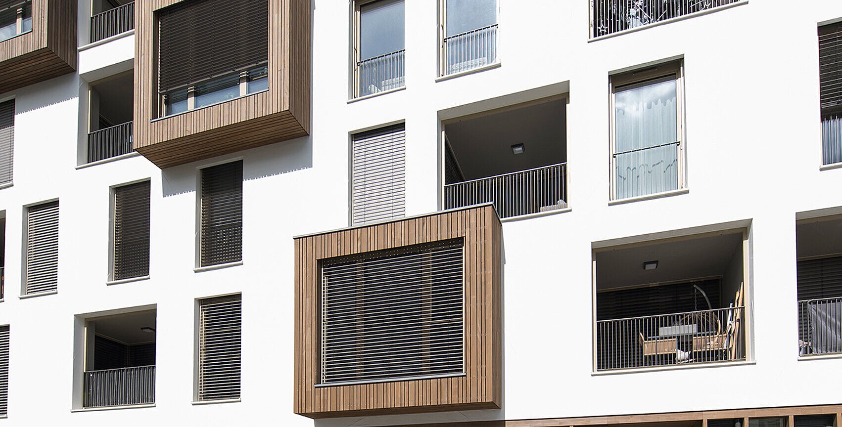 Zwischen Stadtfassade und Wiesenlandschaft